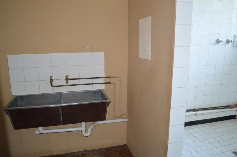 9 Bedroom Property for Sale in Joubertina Eastern Cape